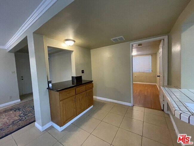 Building Photo - 1516 Talmadge St