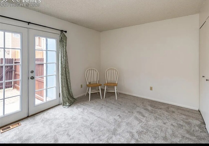 Building Photo - 3924 Berkley Ct