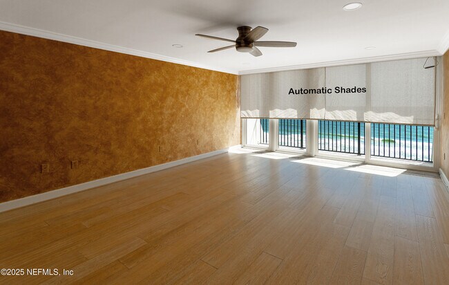 Building Photo - 2100 Ocean Dr S