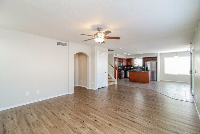 Building Photo - 44852 W Woody Rd