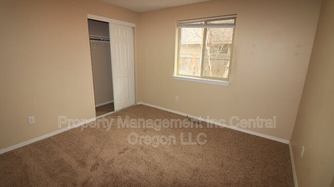 Building Photo - 16489 Riley Dr