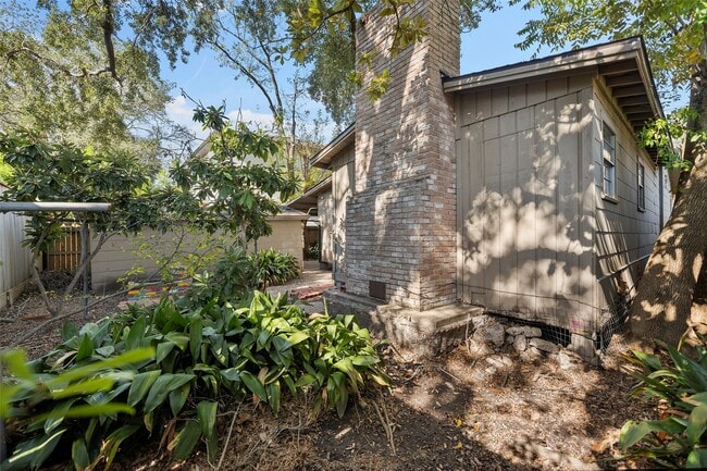 Building Photo - 4111 Law St