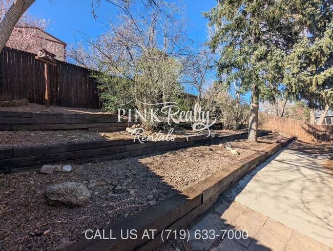 Building Photo - 3230 Breckenridge Dr W