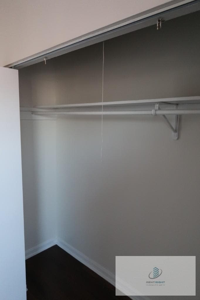 Building Photo - 4235 N Lamon Ave