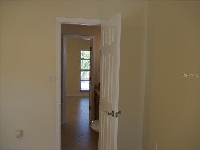 Building Photo - 3026 Vinson Ave