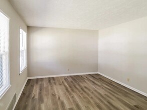 Building Photo - 6020 Catlin Dr