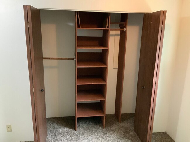 Building Photo - 1 Bedroom Condo in Southwest Eugene