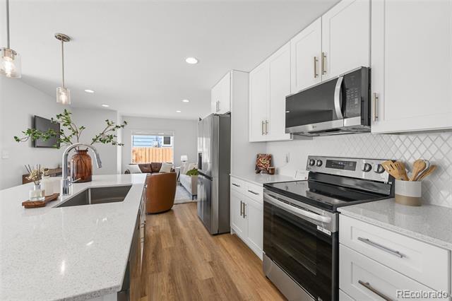 Building Photo - 1302 Akron St