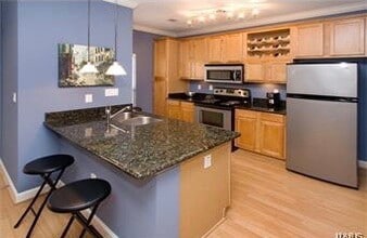 Building Photo - 2648 Mcknight Crossing Ct
