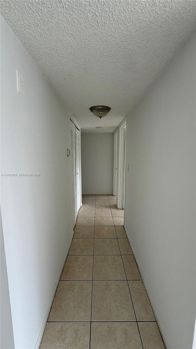 Building Photo - 1163 Lake Terry Dr