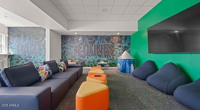 Building Photo - 6025 W Thomas Rd