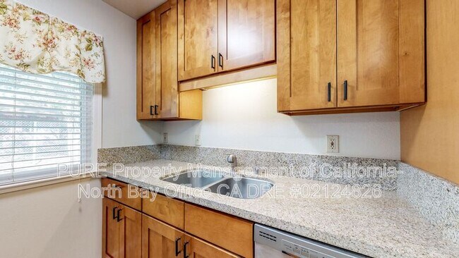 Building Photo - 7500 Bridgit Dr