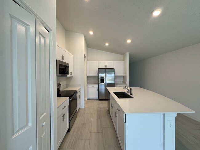 Building Photo - 11629 Radiant Shr Lp