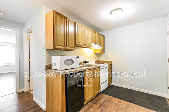 Building Photo - 5018 Chapel Ave