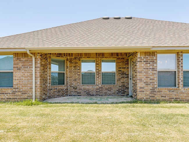 Building Photo - 4505 Black Mesa Ln