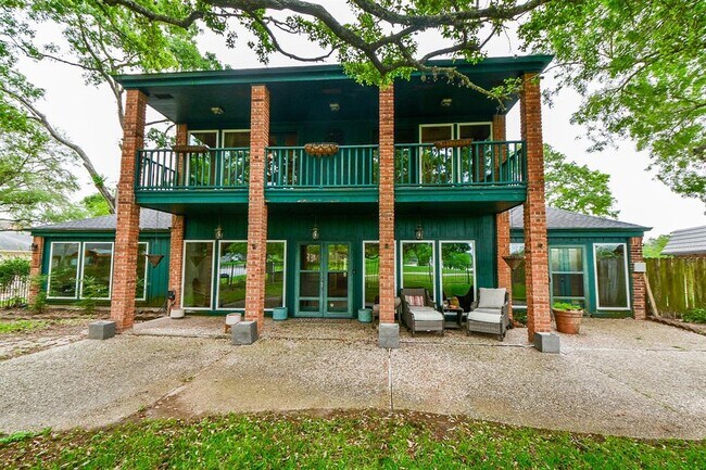Building Photo - 3402 El Dorado Blvd