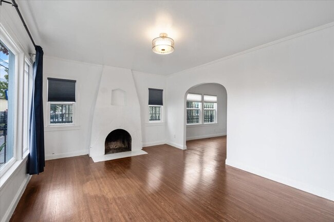 Building Photo - 2672 77th Ave