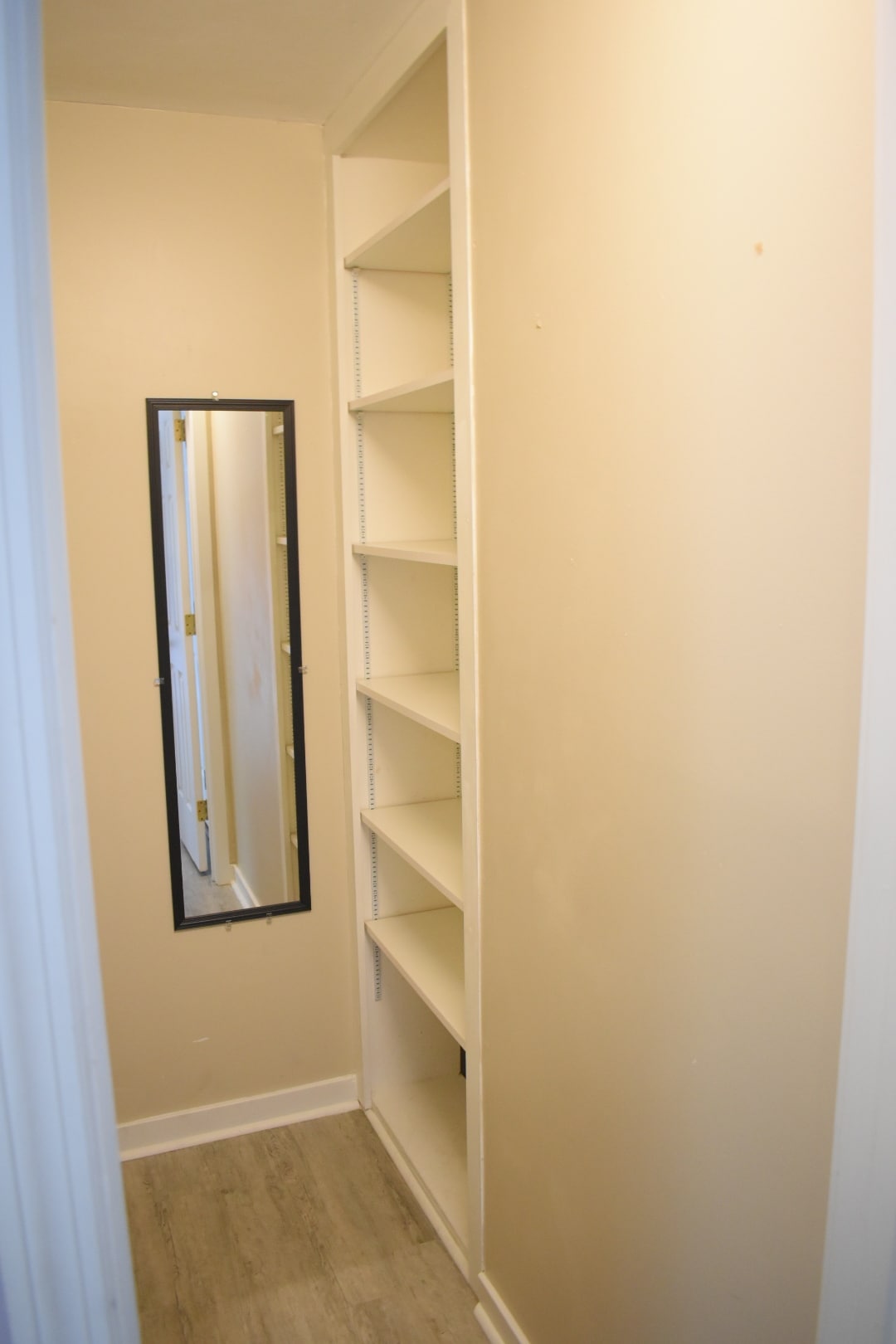 Building Photo - 7105 Centallion Ct