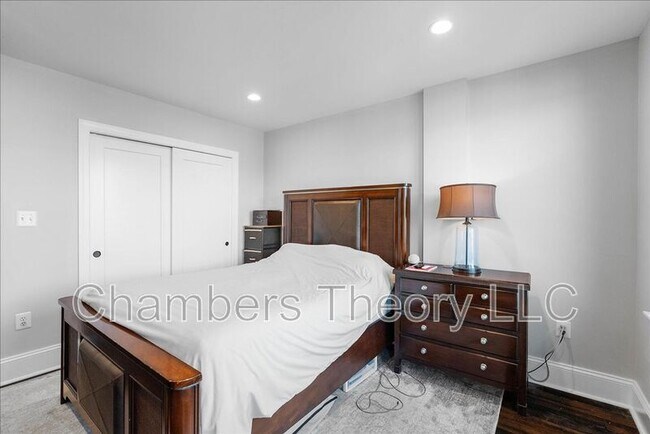 Building Photo - 1514 8th St NW