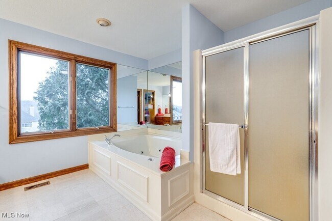 Building Photo - 4700 Barnsleigh Dr