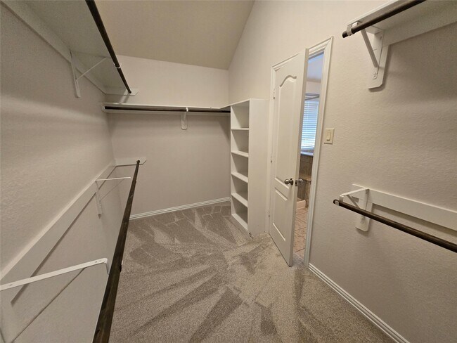 Building Photo - 26502 Green Heron Dr