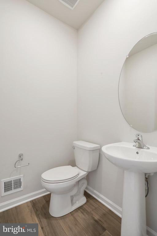 Building Photo - 133 Kinkade Ct