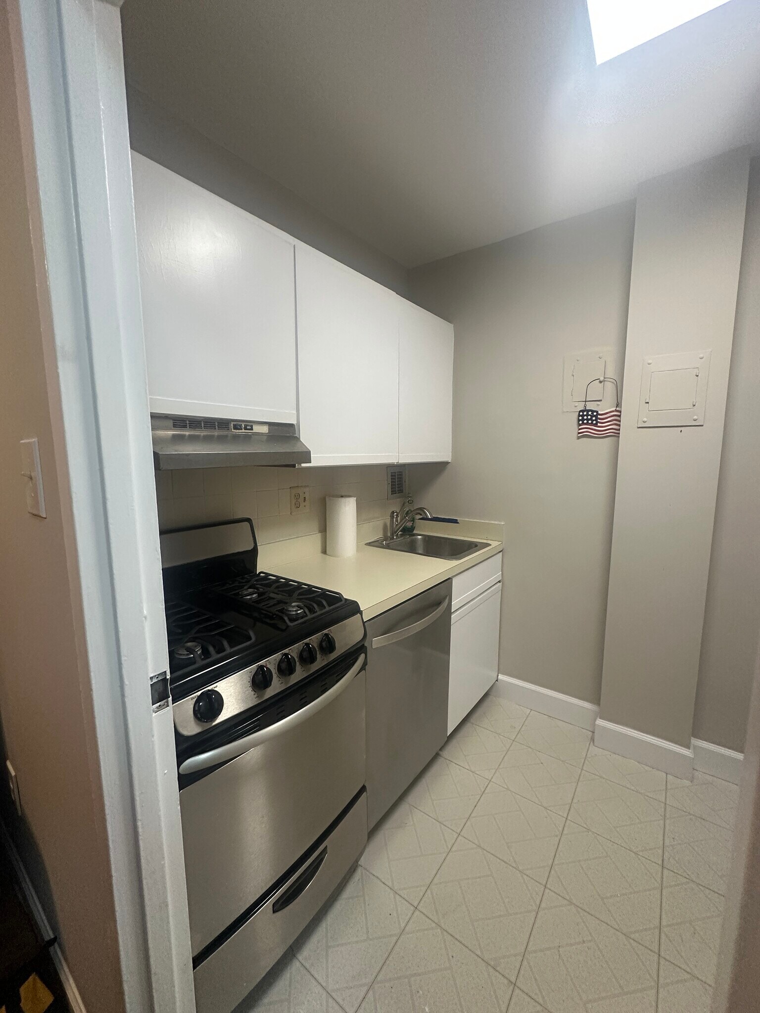 Building Photo - 1011 Arlington Blvd