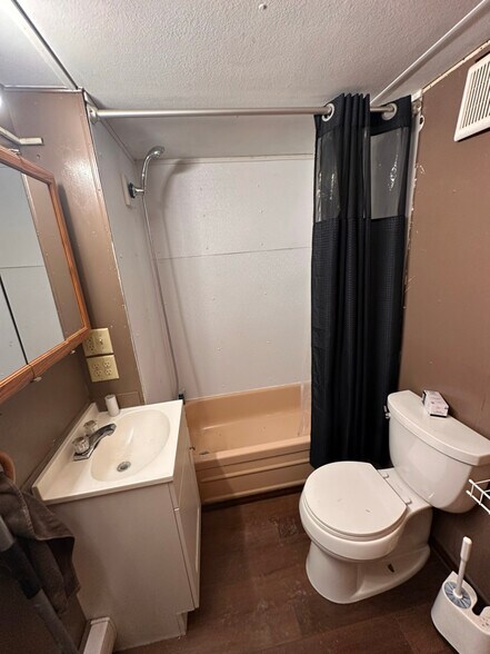 Building Photo - 962 NY-29A