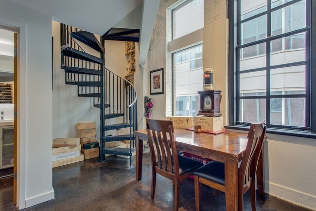 Building Photo - 239 Rep John Lewis Way N