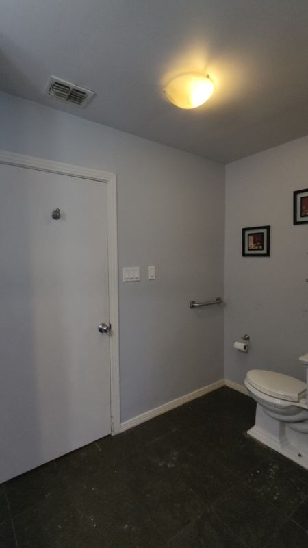 Building Photo - 1635 Sam Houston Dr