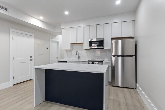 Building Photo - 279 Shawmut Ave