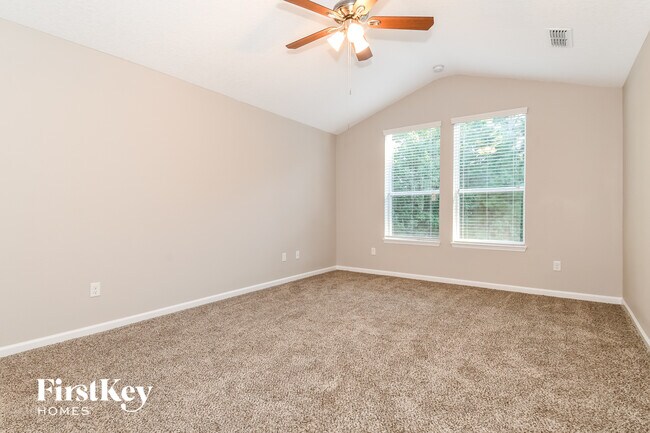 Building Photo - 1514 Oldenburg Dr