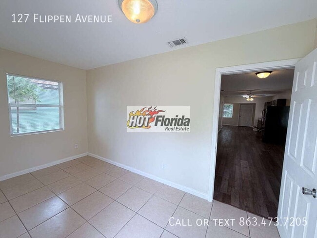 Building Photo - 127 Flippen Ave
