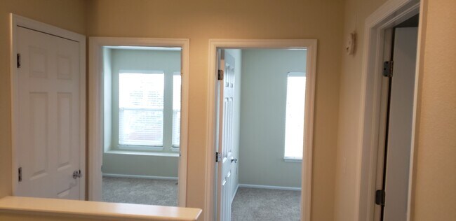Building Photo - 10789 Towerbridge Ln