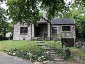 Building Photo - 419 Haynes St