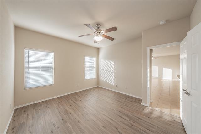 Building Photo - 643 Alexander St