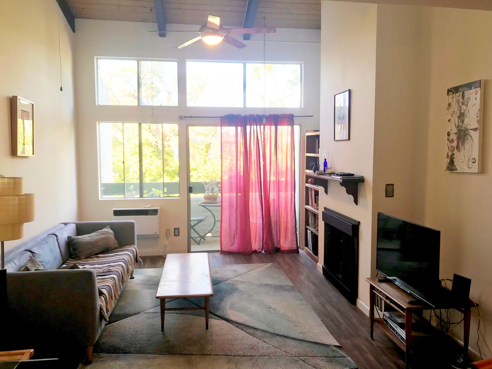 Building Photo - 4900 Overland Ave