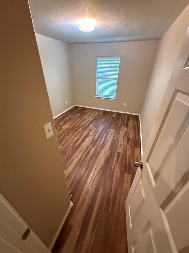 Building Photo - 248 Drystone Trail