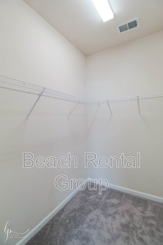Building Photo - 313 Grv Pk Lp