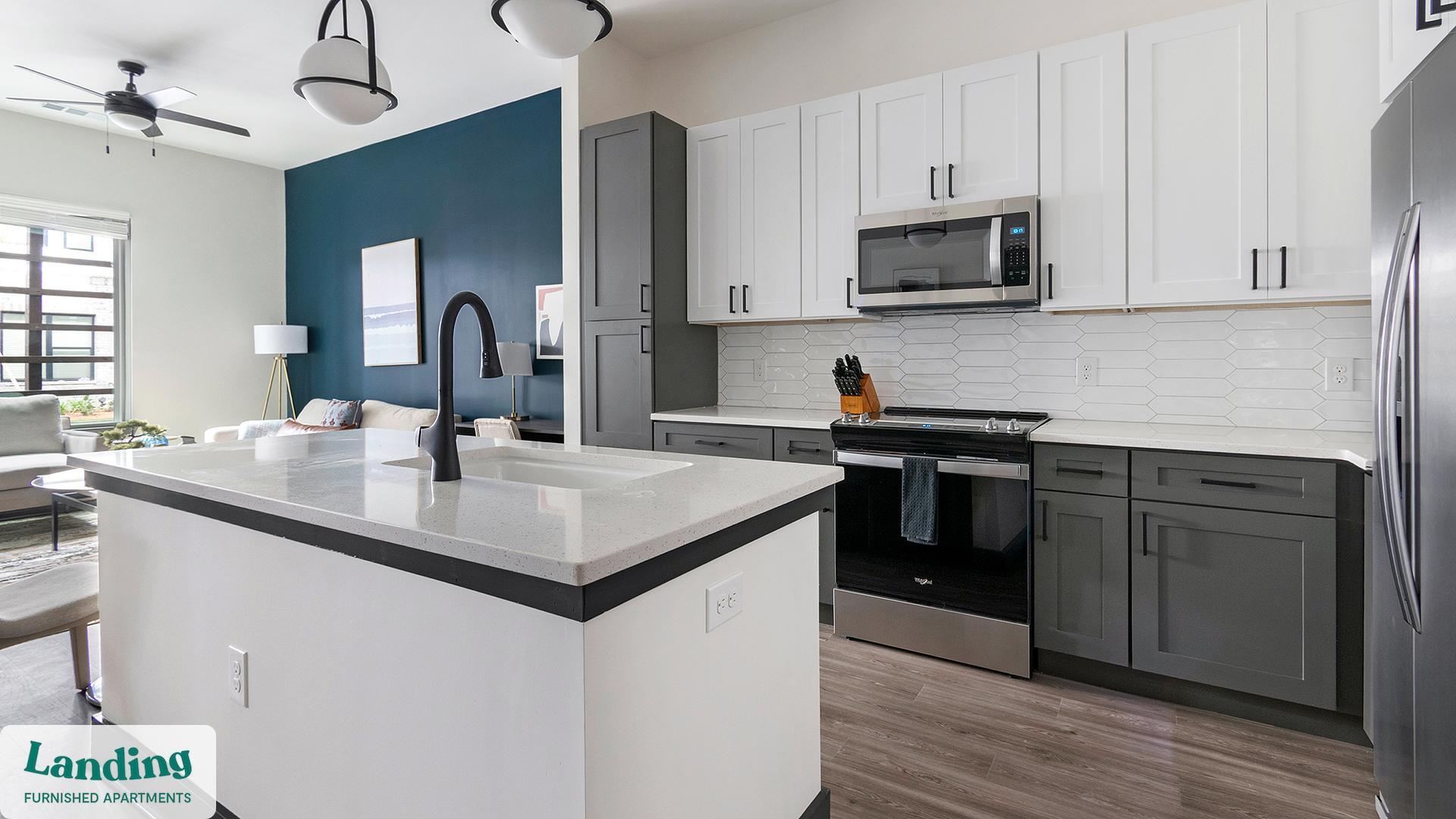 Building Photo - 944 Broadcast Pl