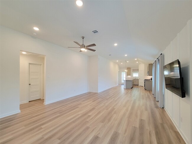 Building Photo - 1706 Serenity Moon Dr