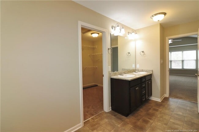 Building Photo - 1804 Gentle Bend Way