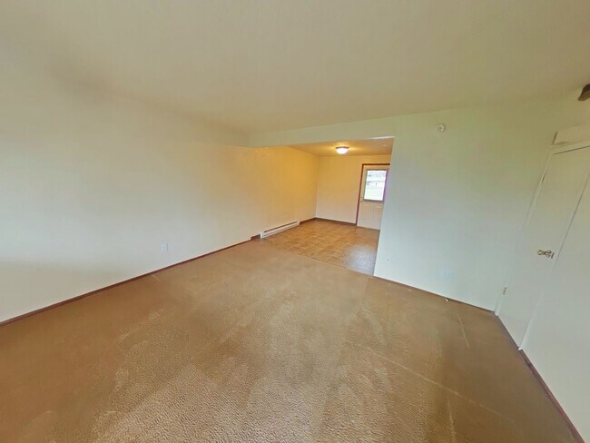 Building Photo - 2 Bedroom Apartment ~ Philomath ~ Small Pet Friendly