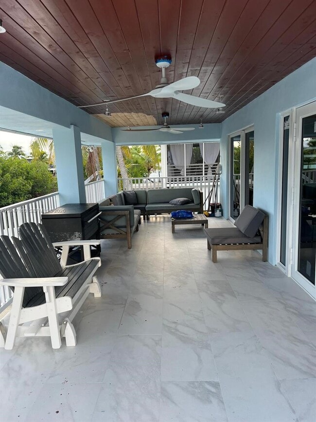 Building Photo - 27346 Martinique Ln