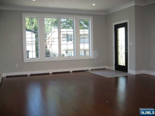 Building Photo - 816 Jassamine Way