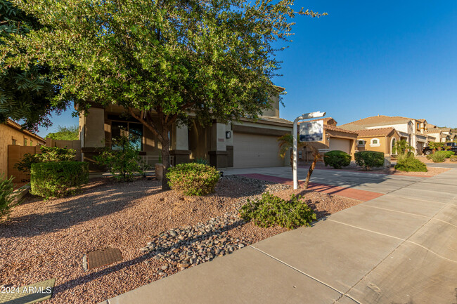 Building Photo - 6632 W Saguaro Park Ln