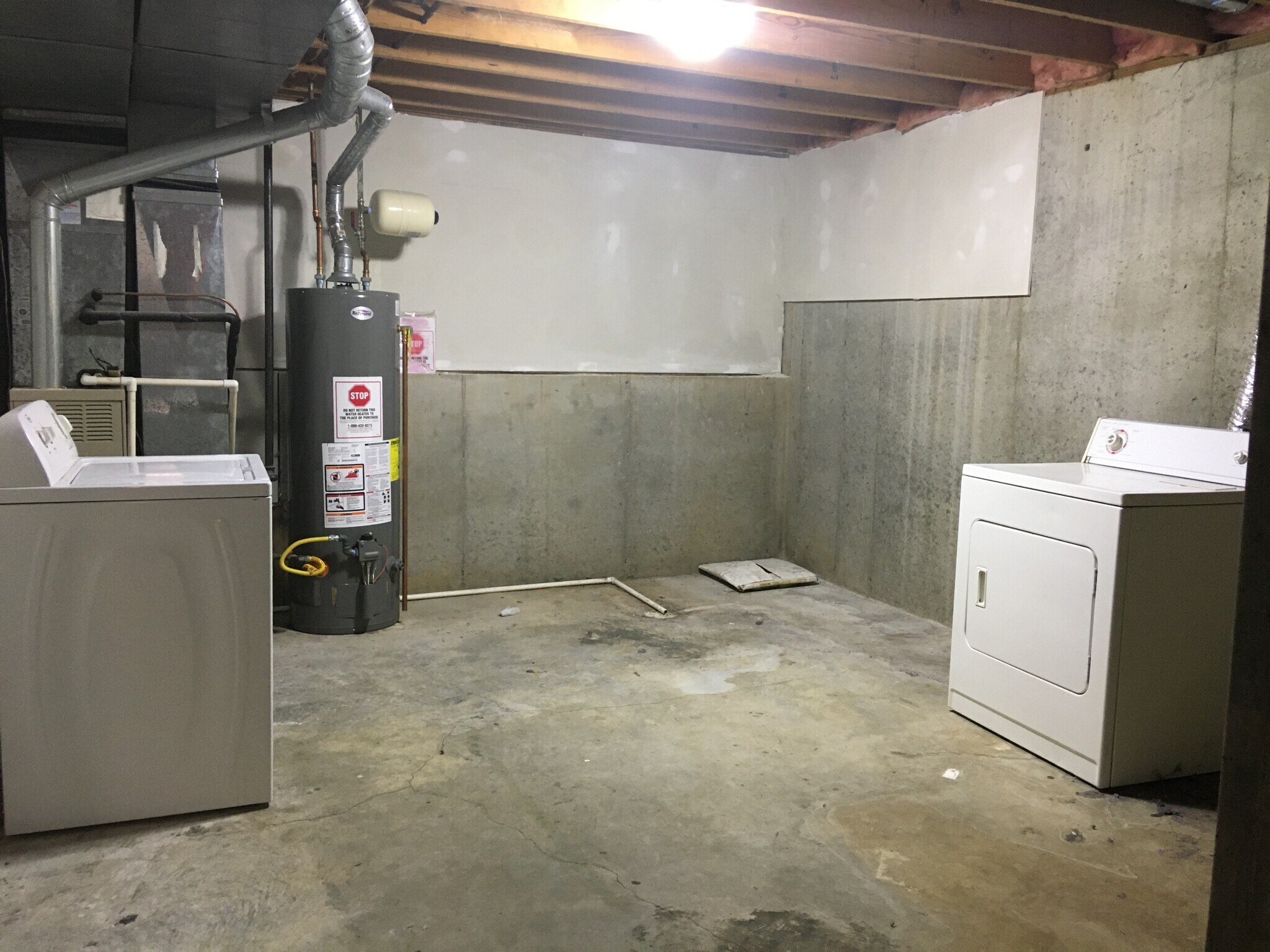 Building Photo - 477 Foxfire Dr