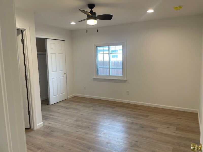 Building Photo - 1900 Wabash St