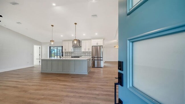 Building Photo - 5468 Wilkinson Rd