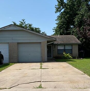 Building Photo - 2902 SW 86th St